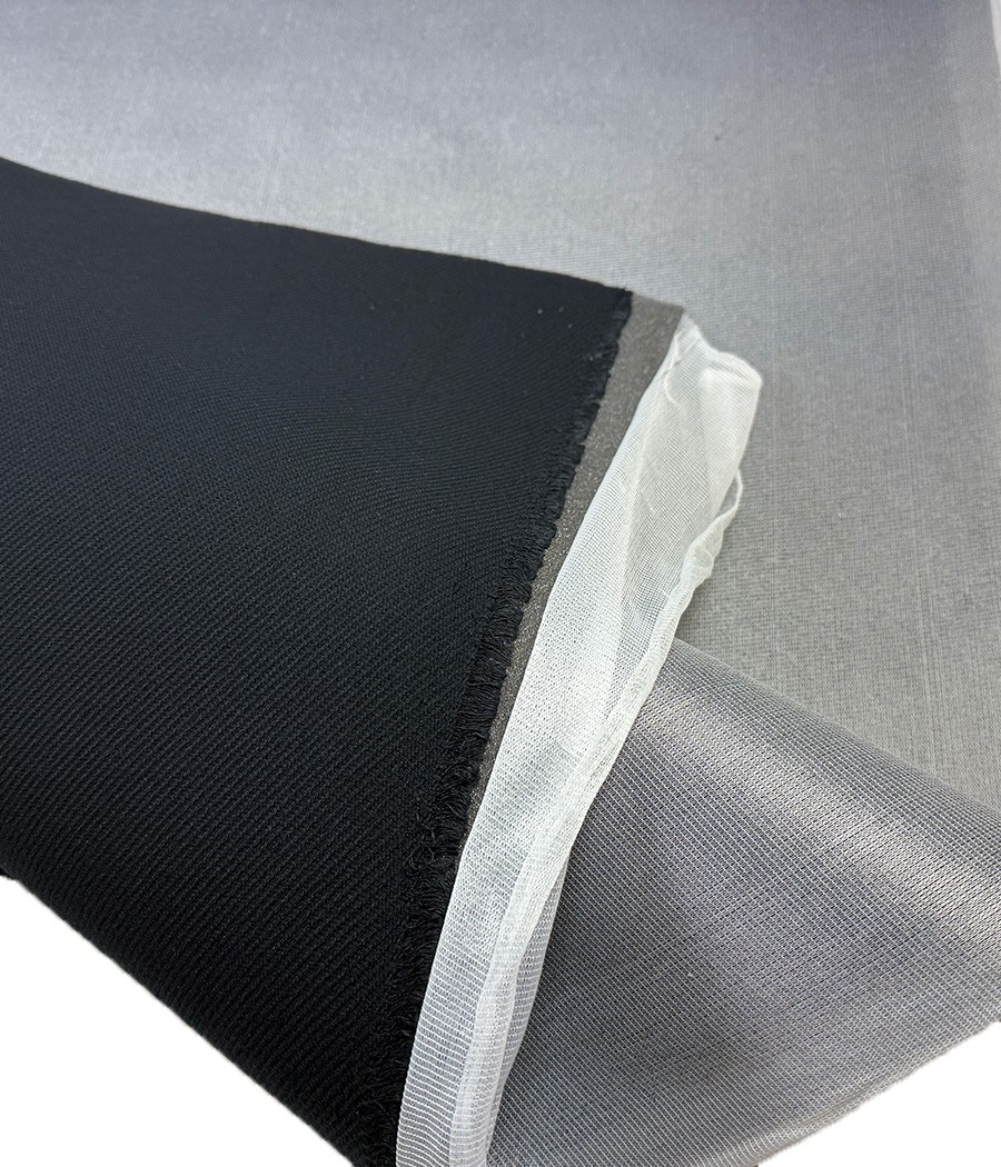 TISSU AUTOMOBILE DIAGONAL NOIR + MOUSSE LAIZE 150cm