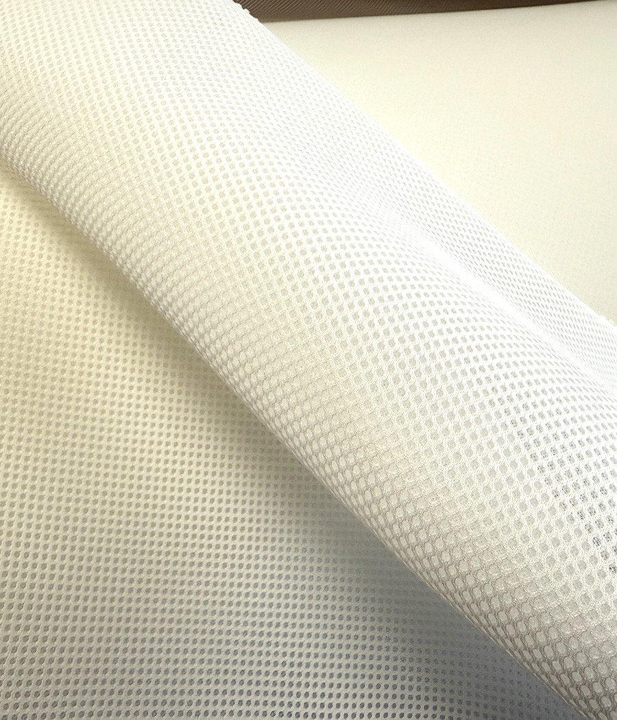 AIRSPACE TISSU 3D 3MM LAIZE 230 CM BLANC