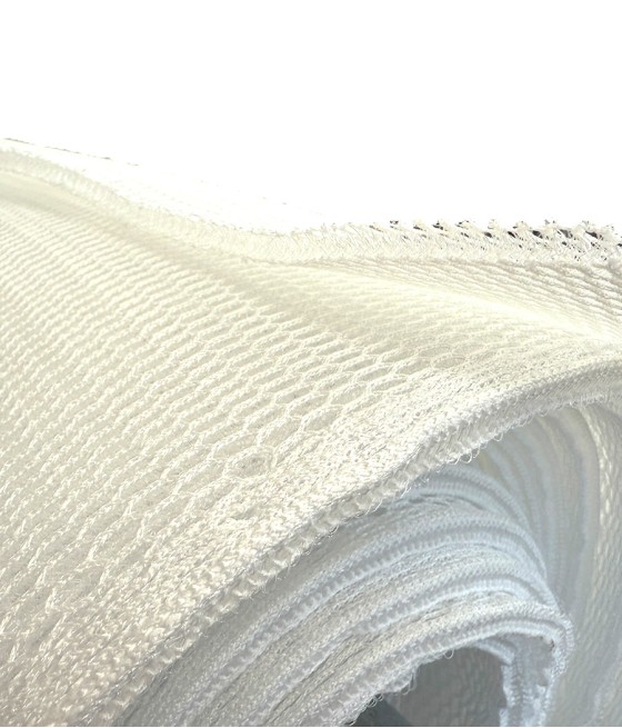 AIRSPACE TISSU 3D 7MM LAIZE 200 CM BLANC